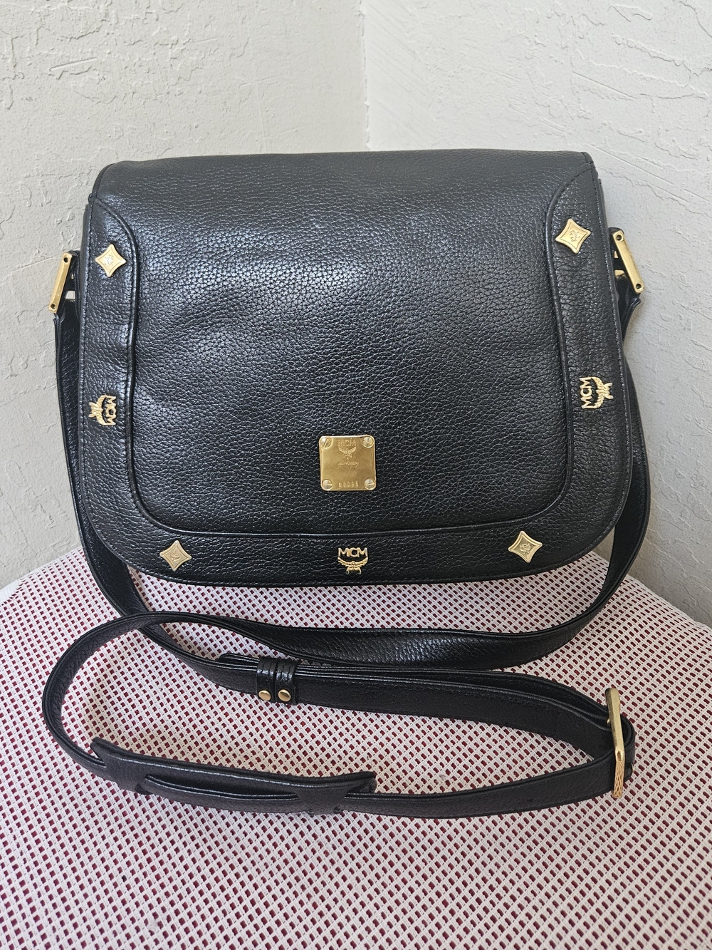 MCM Black Leather Vintage Medium Shoulder Bag AUTHENTIC